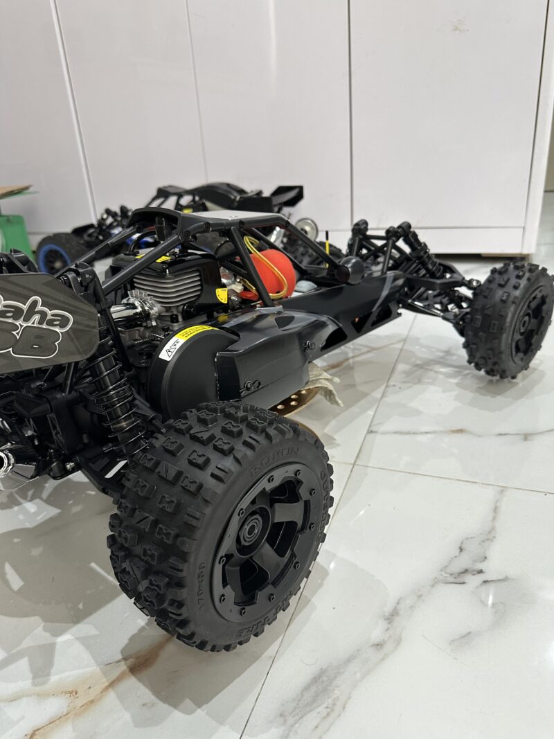 Baja 5B 29cc một pô
